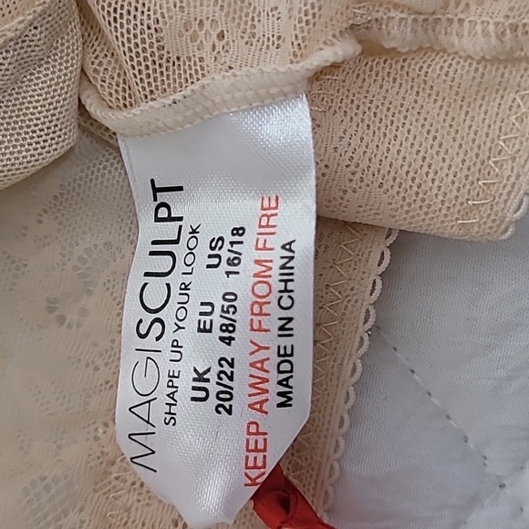 Magic Sculpt Shape Up Your Look Cami Size US  16/18 - Picture 7 of 7